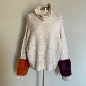 Zara Women Sweater With Contrasting Faux Fur Cuffs Size M